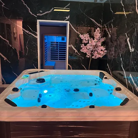 Dream Jacuzzi&sauna Дом отдыха